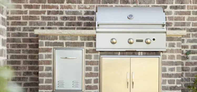 coyote-outdoor-kitchen